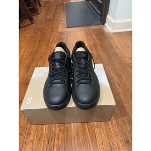 On Running “THE ROGER Advantage” Black Leather Sneakers Men’s Size 10.5 NEW